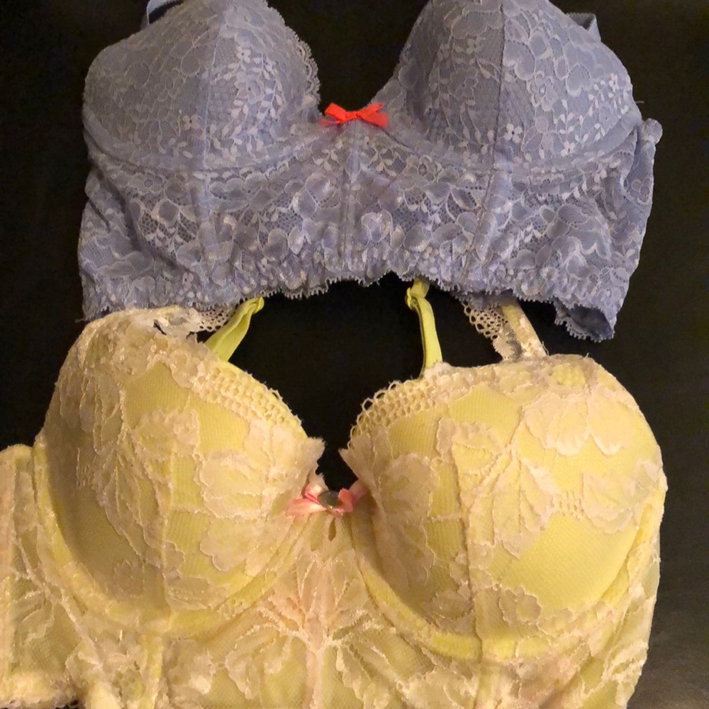 Victoria Secret 2/$30 (32C)